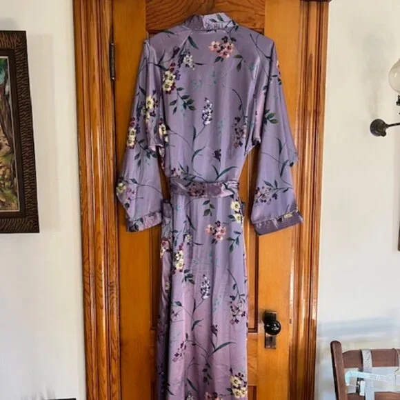 VINTAGE Oscar de la Renta  Purple Floral Belted Ribbon Design  Robe  Woman's L - Picture 4 of 10